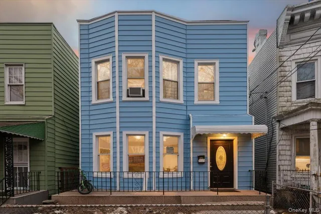 $1,100,000 | 1439 Zerega Avenue | Westchester Village