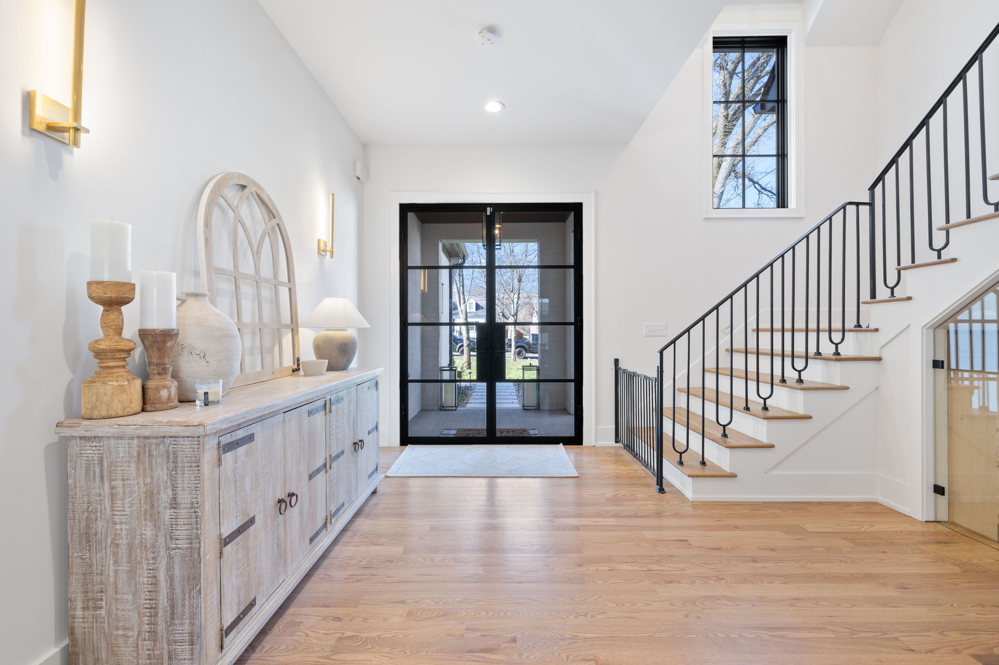 2904 Snowden Road Nashville, TN 37204 - Photo 9 of 69 a view of entryway