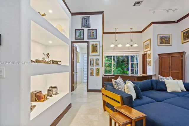 $4,100,000 | 11825 South Mitchell Manor Circle, Pinecrest, FL 33156