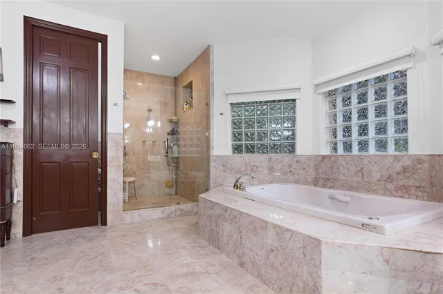 $4,100,000 | 11825 South Mitchell Manor Circle, Pinecrest, FL 33156