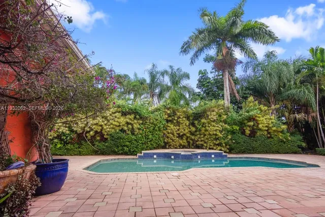 $4,100,000 | 11825 South Mitchell Manor Circle, Pinecrest, FL 33156