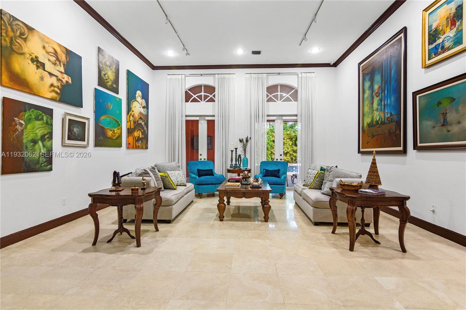 11825 South Mitchell Manor Circle Pinecrest, FL 33156 - Photo 3 of 29