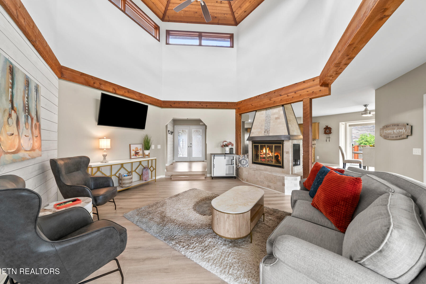 166 Baltusrol Road Crossville, TN 38558 - Photo 13 of 57 Cozy with Fireplace