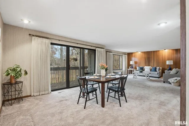 $164,500 | 2200 36th Street, Unit 3C, Rock Island, IL 61201