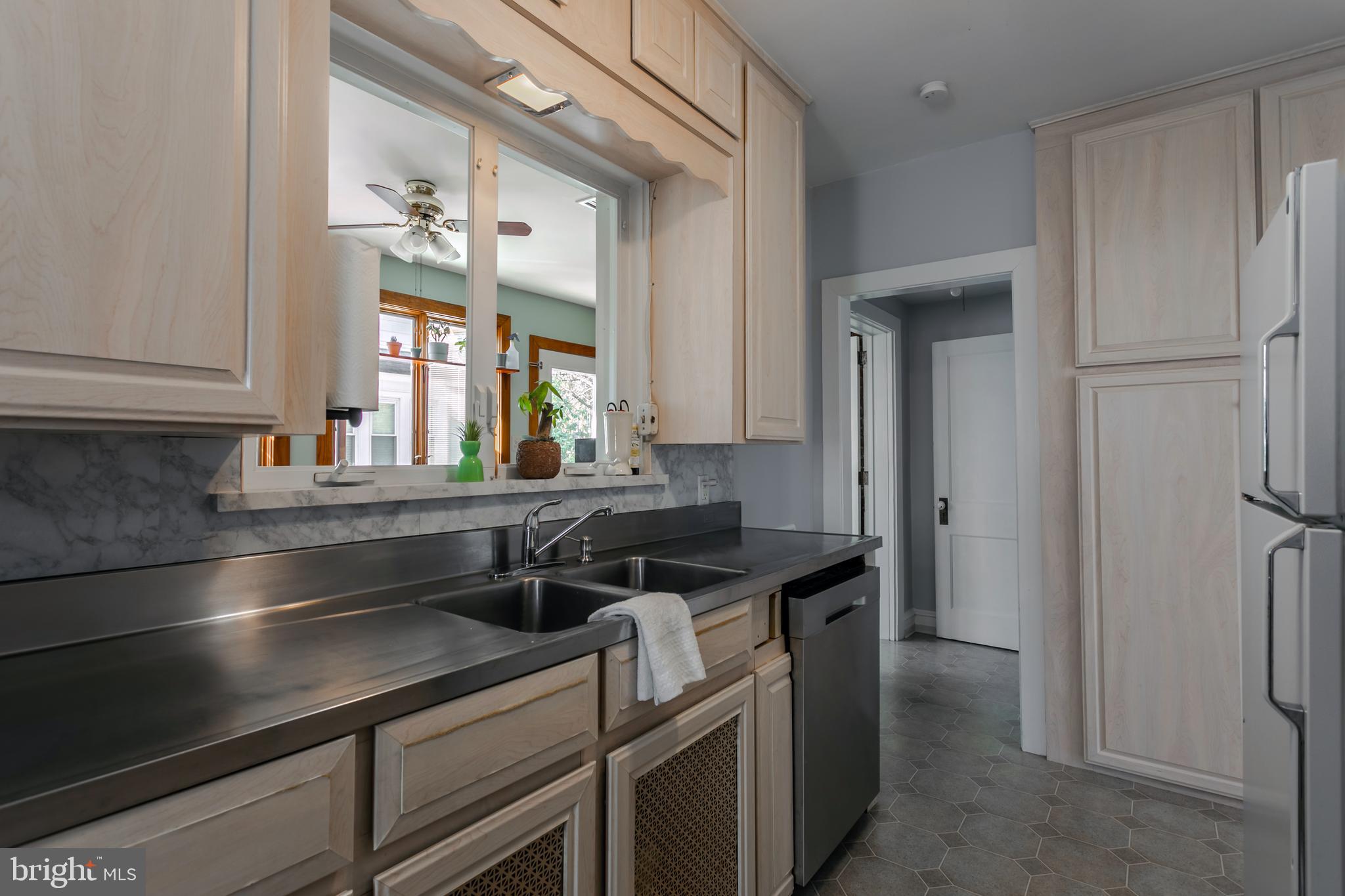 117 Gilmore Road Havertown, PA 19083 - Photo 14 of 25