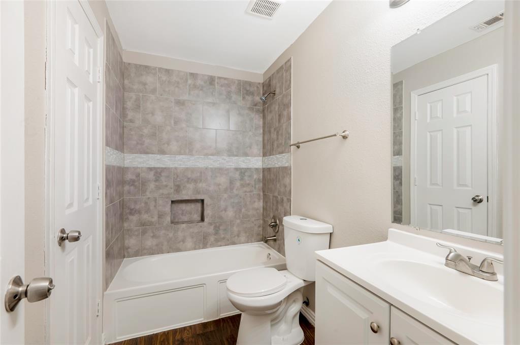 2735 Purington Avenue, Unit 201 Fort Worth, TX 76103 - Photo 15 of 20