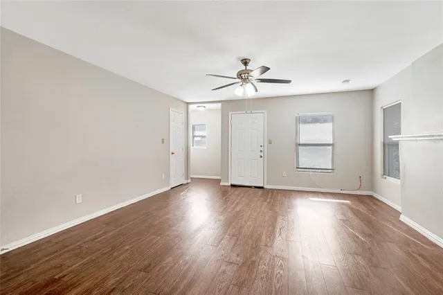 $1,350 | 2735 Purington Avenue, Unit 201, Fort Worth, TX 76103