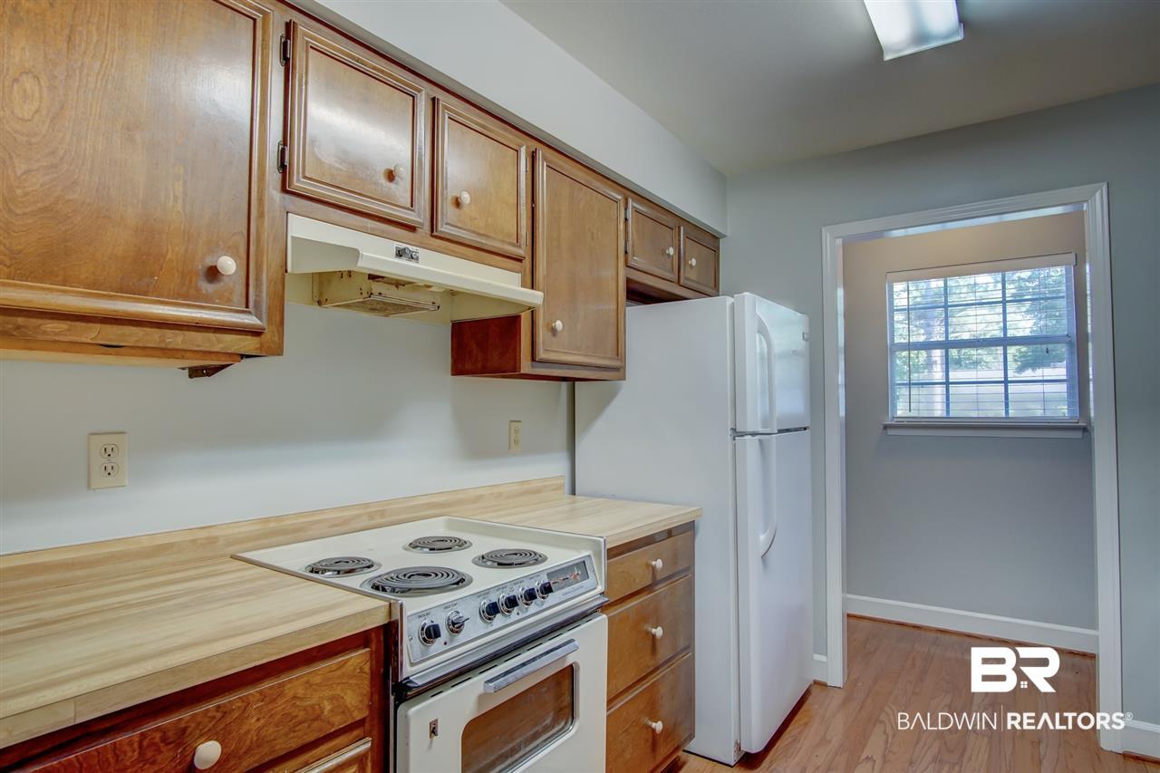 8680 Brook Lane Fairhope, AL 36532 - Photo 10 of 28