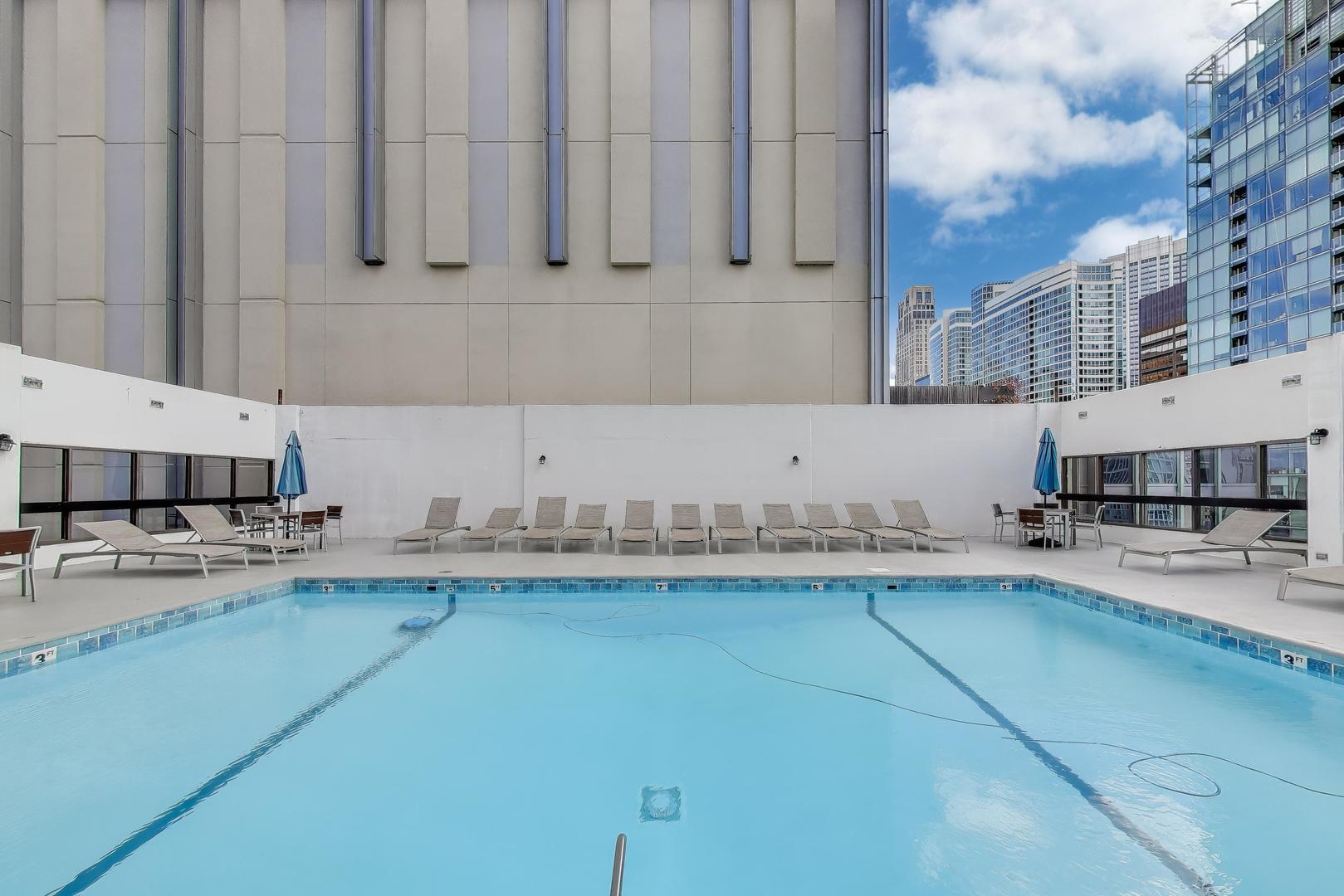 230 East Ontario Street, Unit 2305 Chicago, IL 60611 - Photo 31 of 35