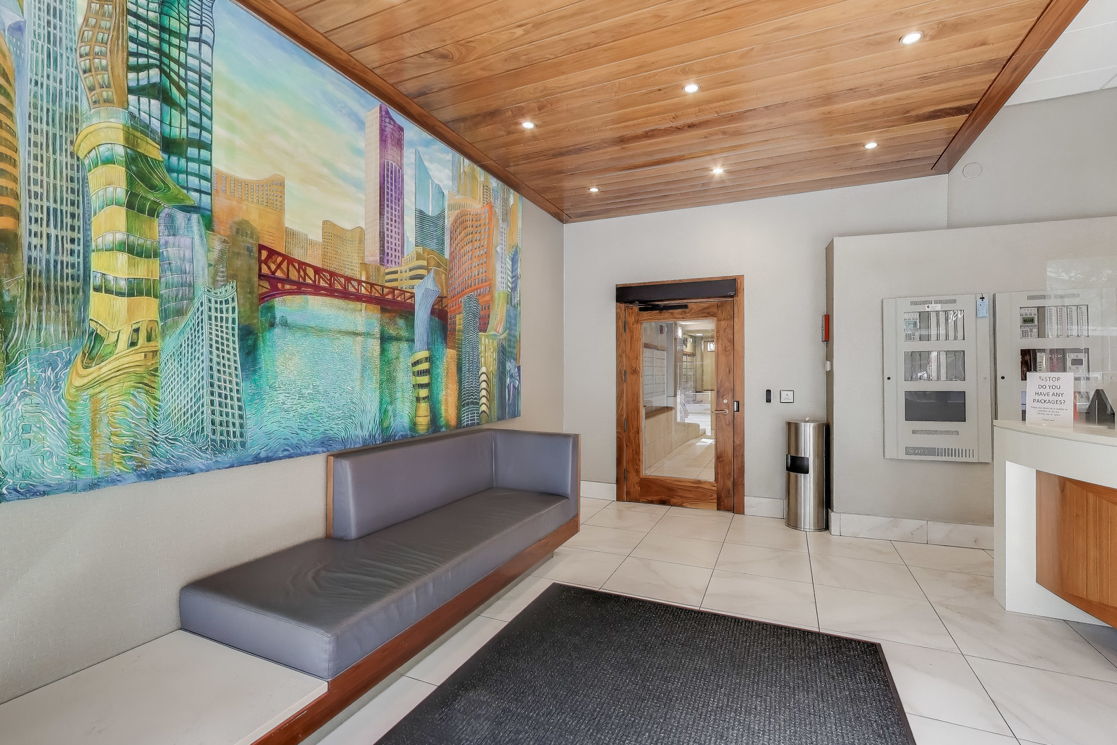 230 East Ontario Street, Unit 2305 Chicago, IL 60611 - Photo 4 of 35