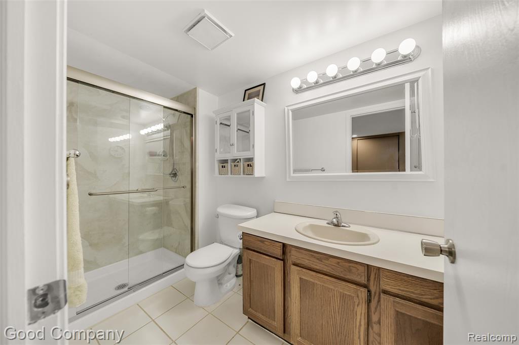 35750 Fredericksburg Road Farmington Hills, MI 48331 - Photo 14 of 30