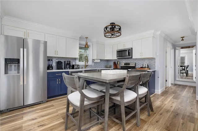 $2,900 | 29 Canterbury Drive, Westerly, RI 02808