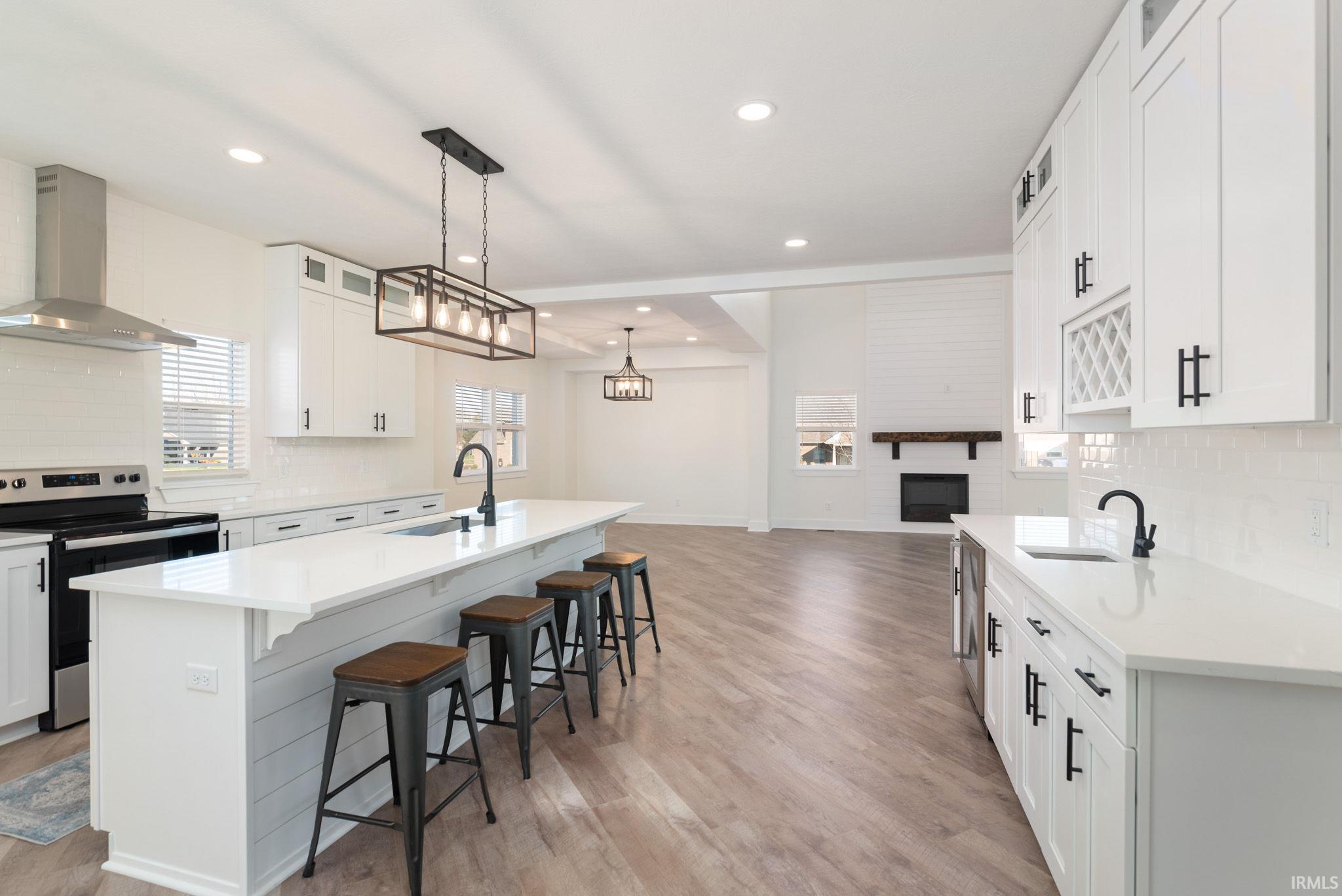 2124 Foxfire Lane Kokomo, IN 46902 - Photo 4 of 32