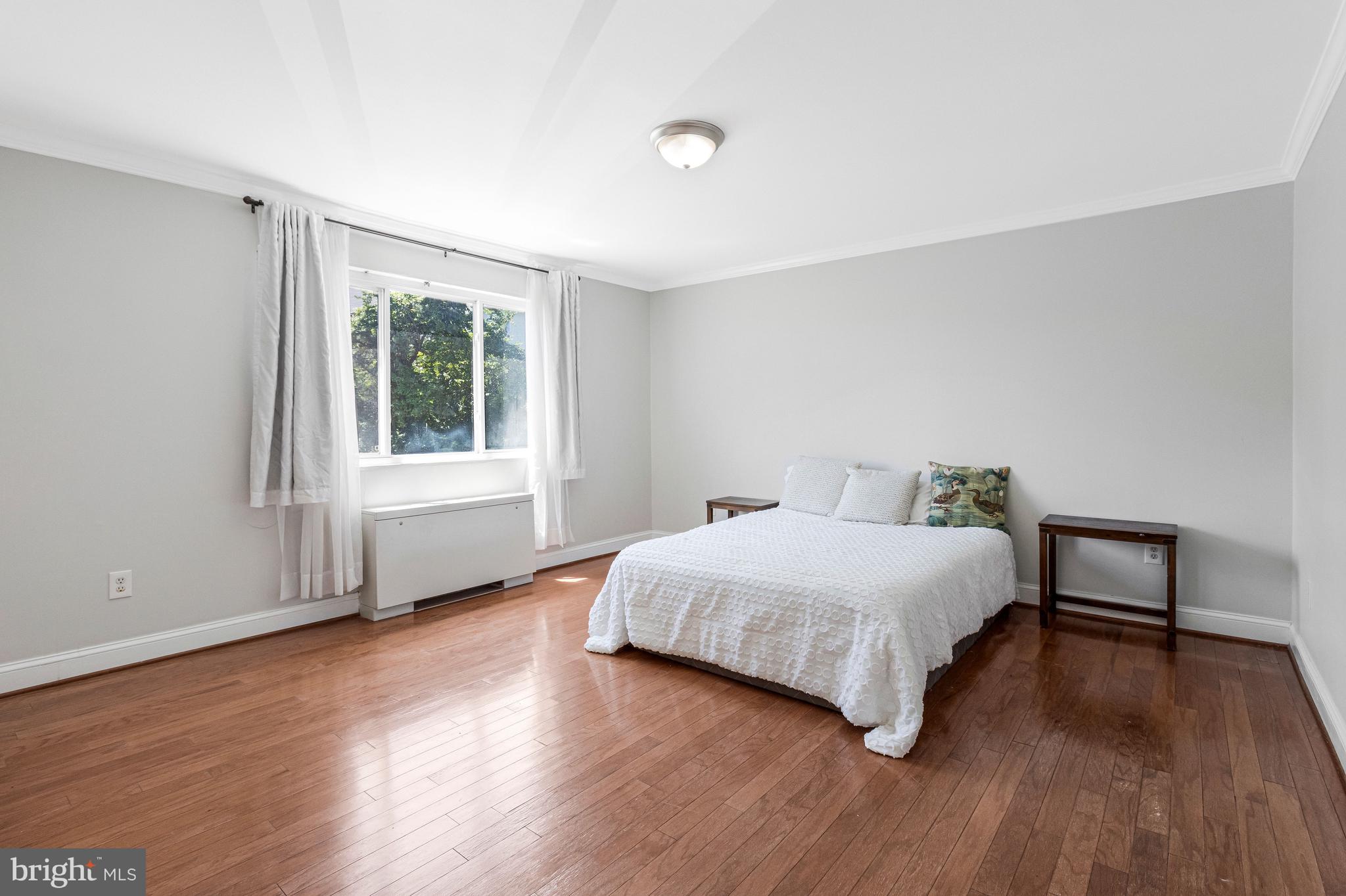 1005 Chillum Road, Unit 207 Hyattsville, MD 20782 - Photo 19 of 25 Bedroom