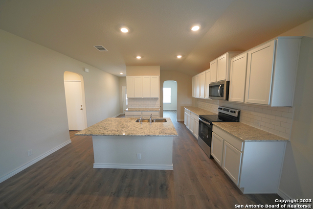 336 Great Raft Cibolo, TX 78108 - Photo 18 of 38