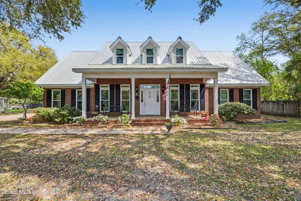 $527,000 | 712 Canal Street, Pascagoula, MS 39567