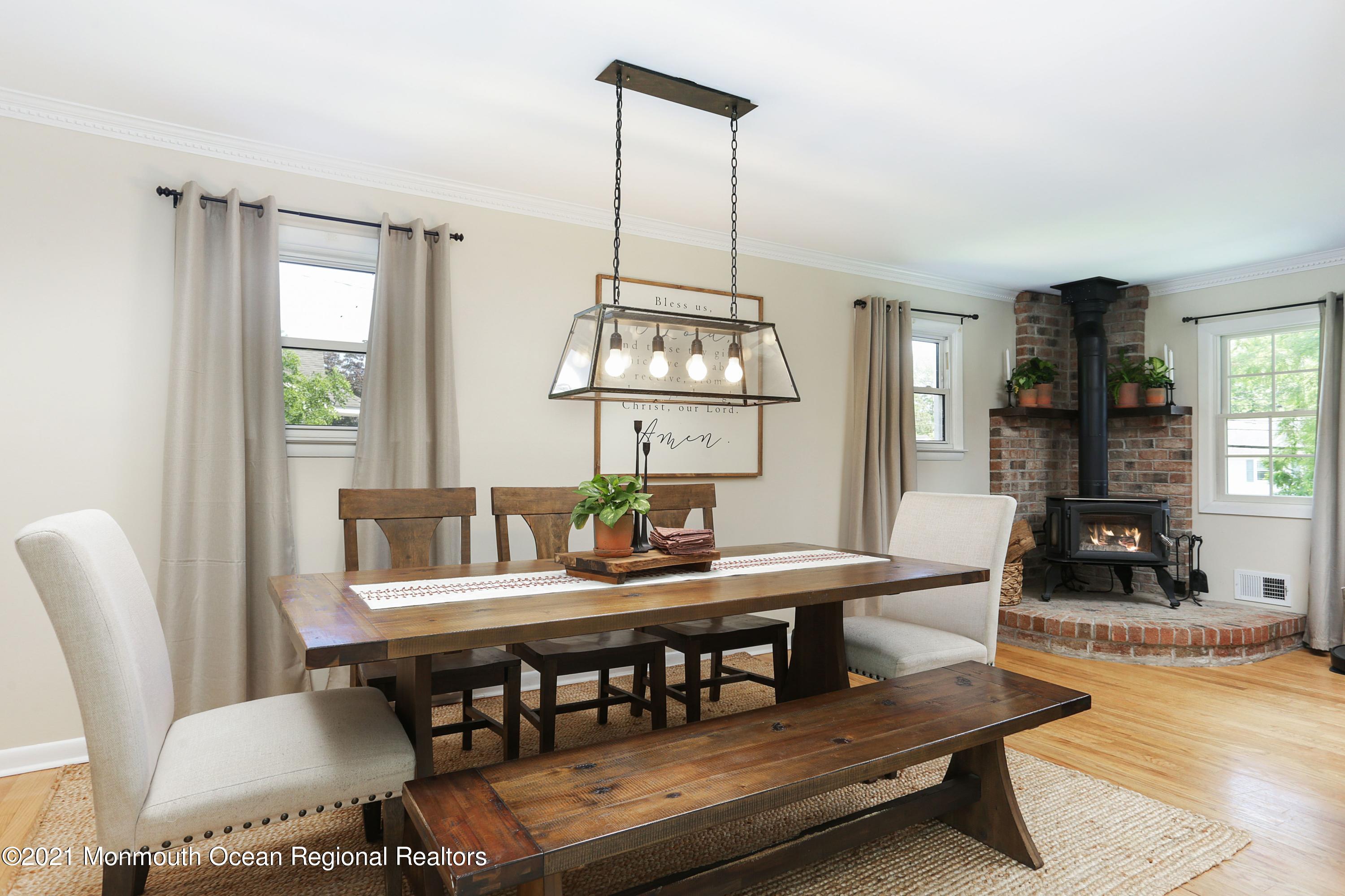 90 Oak Hill Road Middletown, NJ 07701 - Photo 14 of 46 OakhilldiningFP