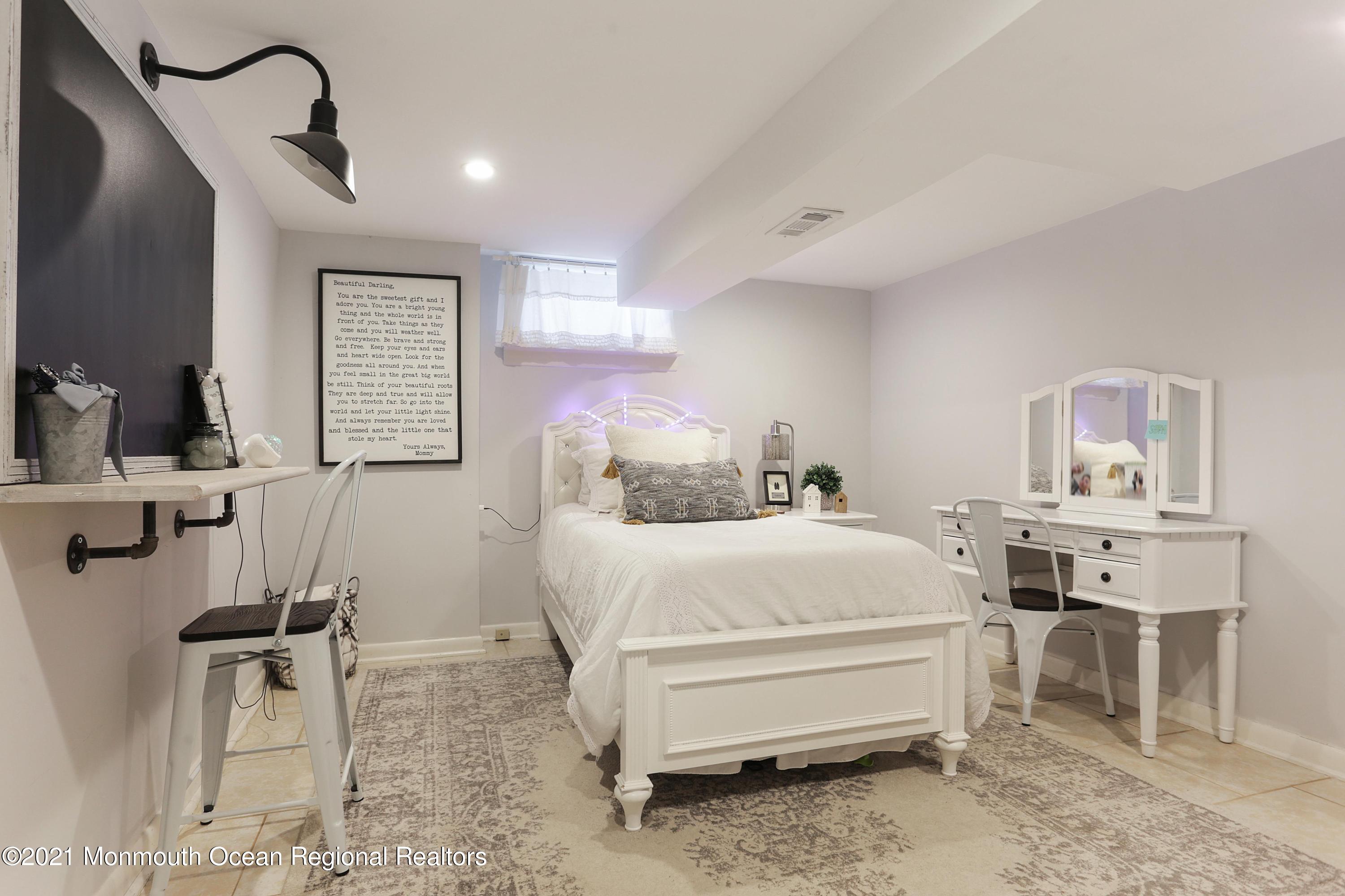 90 Oak Hill Road Middletown, NJ 07701 - Photo 29 of 46 OakhillLowerbedroom5