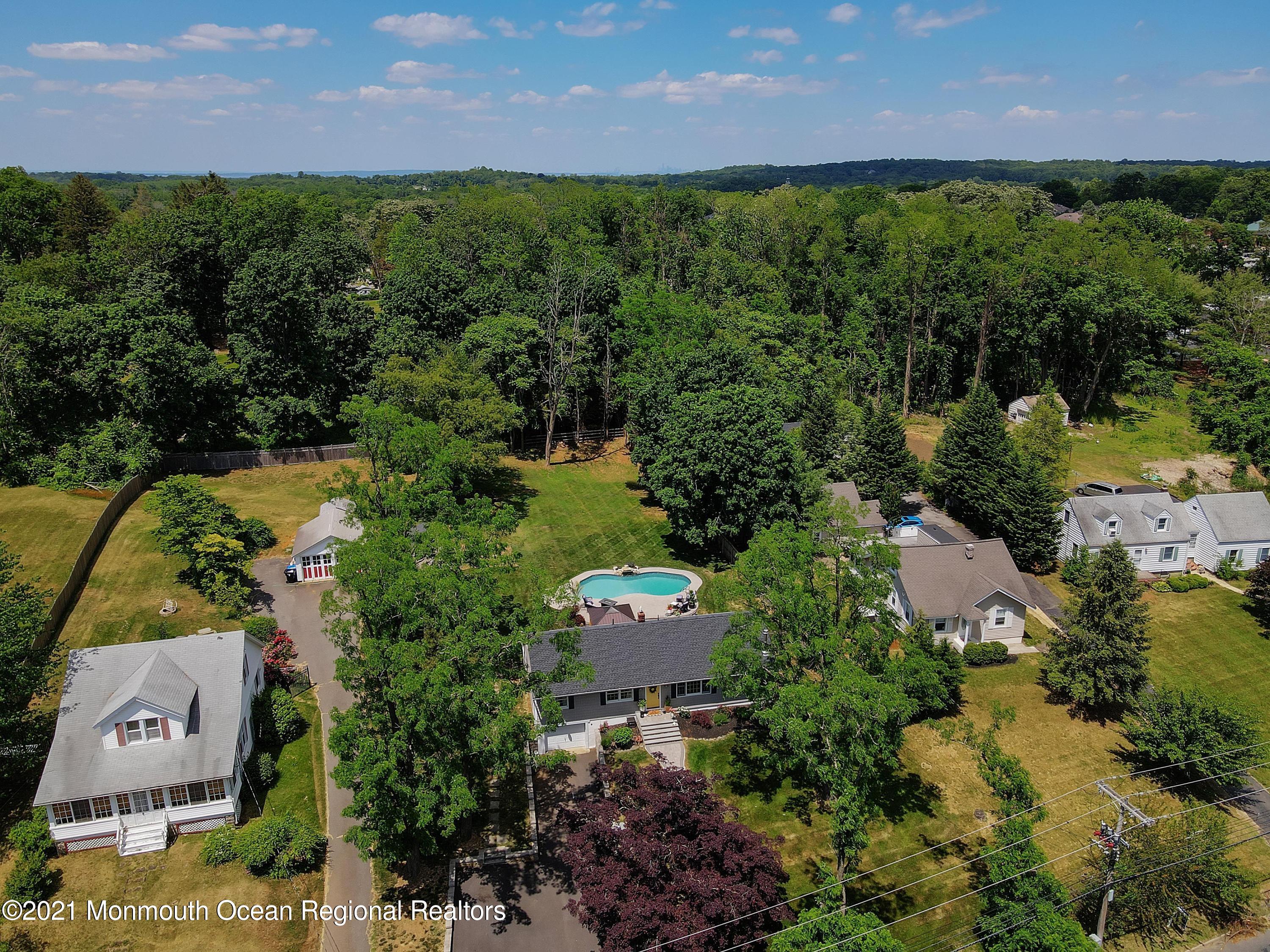90 Oak Hill Road Middletown, NJ 07701 - Photo 36 of 46 Oakhilldrone5