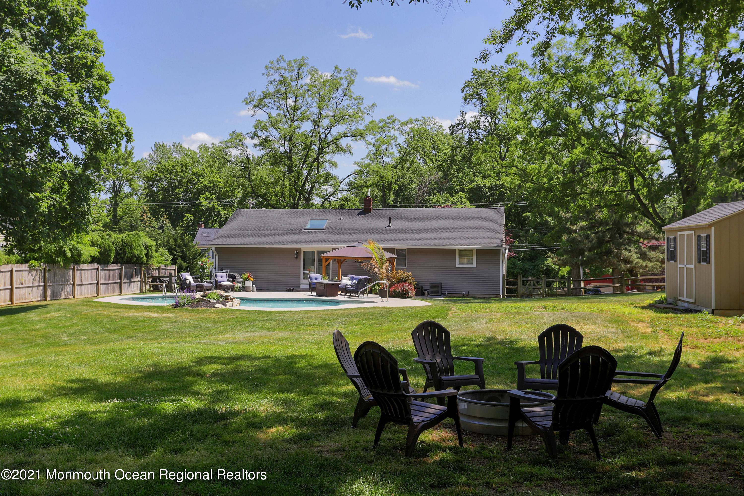 90 Oak Hill Road Middletown, NJ 07701 - Photo 41 of 46 Oakhillbackshed