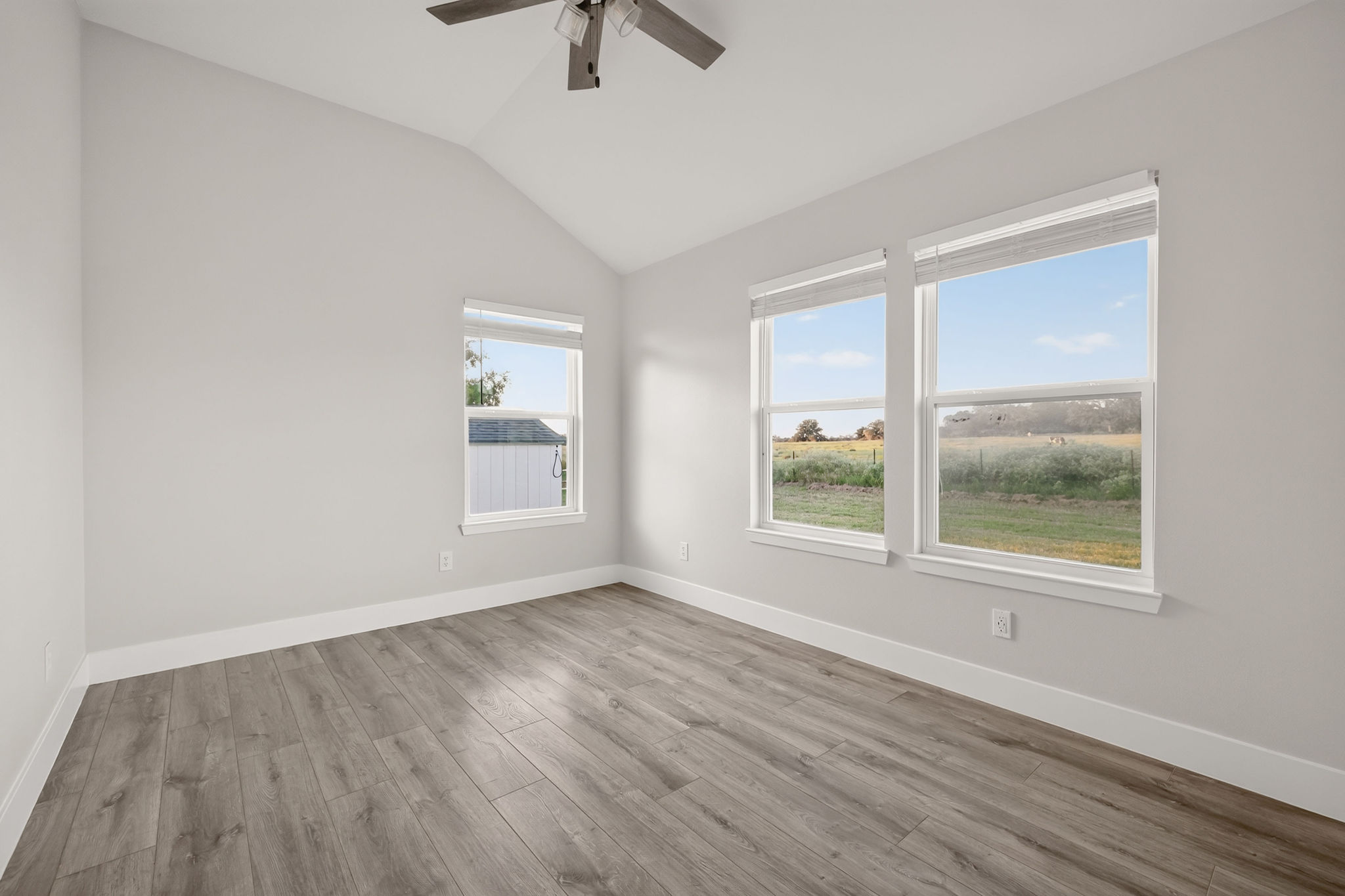 510 Wilson Road Red Rock, TX 78662 - Photo 34 of 39 Gallery Image 34