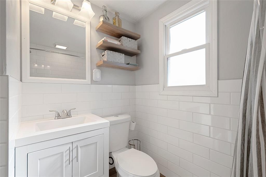 3725 Middleboro Road Pittsburgh, PA 15234 - Photo 11 of 21 Gallery Image 11