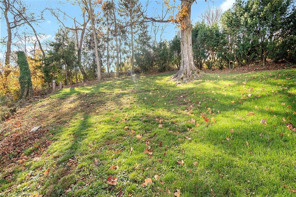 3725 Middleboro Road Pittsburgh, PA 15234 - Photo 20 of 21 Gallery Image 20