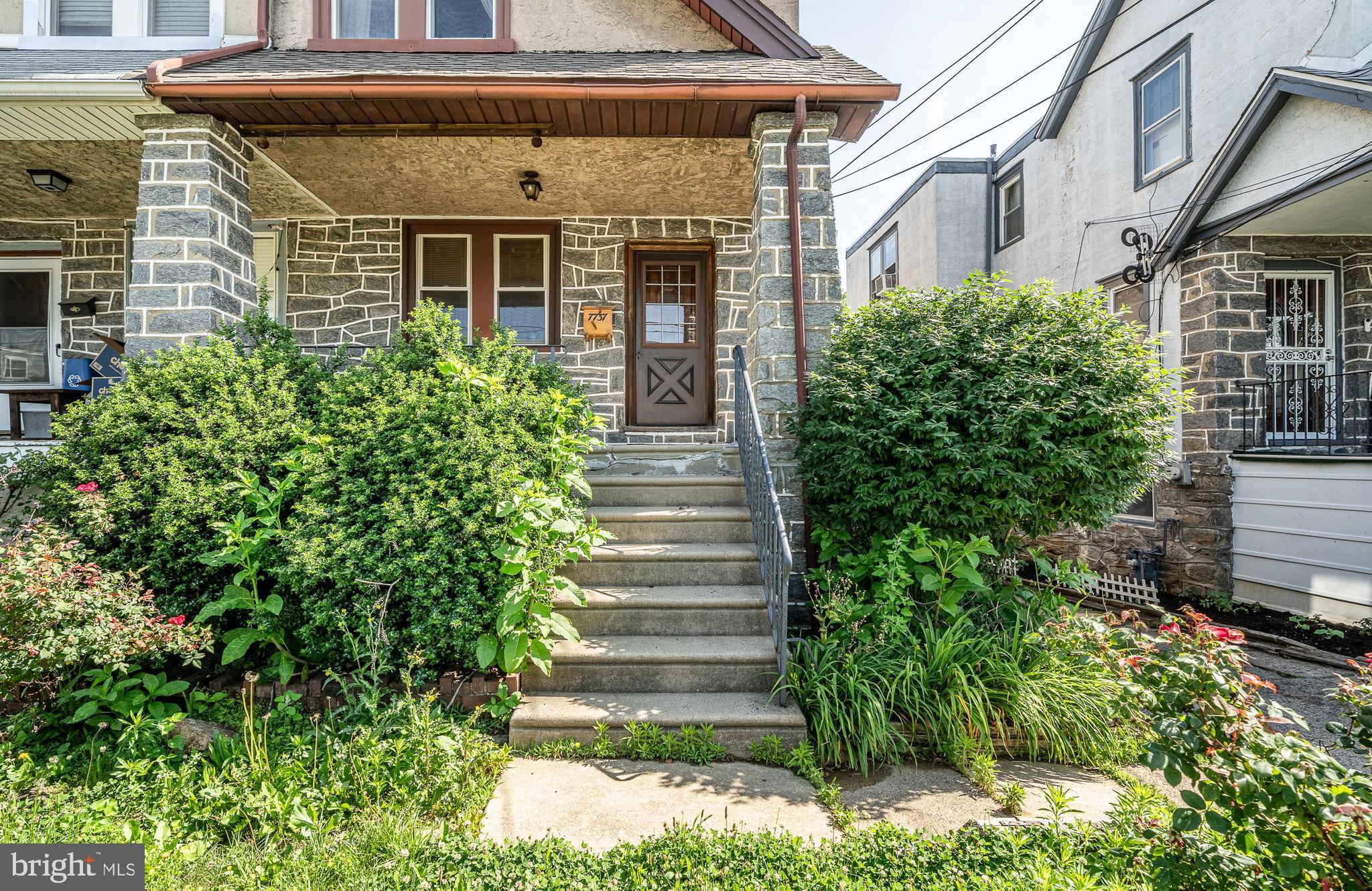 7737 Parkview Road Upper Darby, PA 19082 - Photo 3 of 35