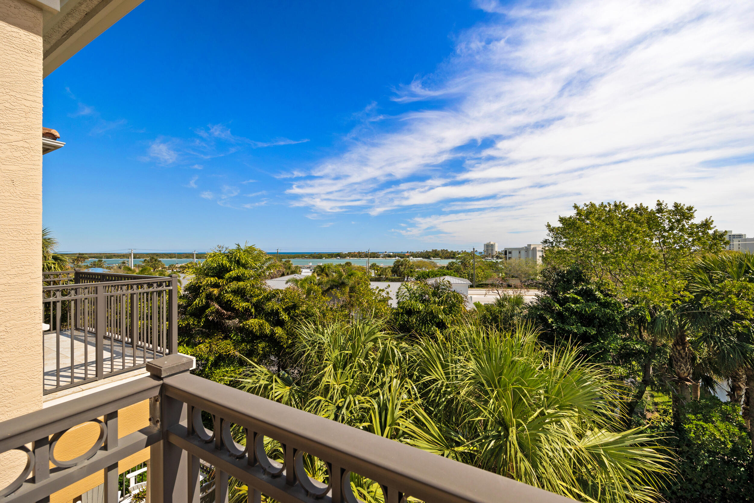 405 Del Sol Circle Tequesta, FL 33469 - Photo 33 of 53 0s9a3594