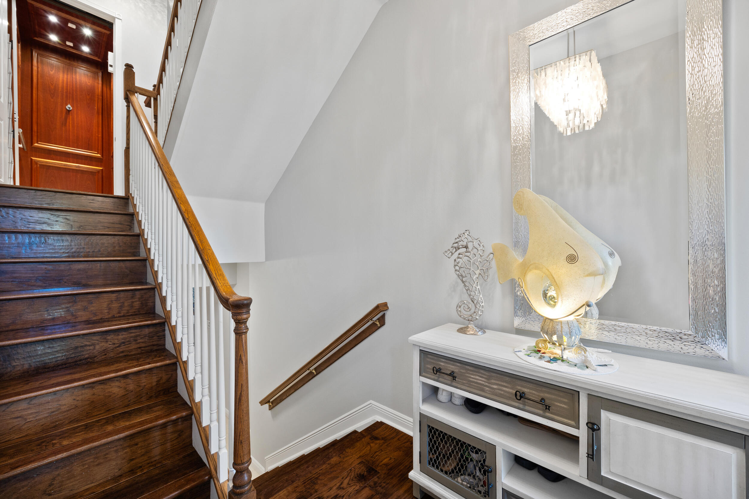 405 Del Sol Circle Tequesta, FL 33469 - Photo 6 of 53 0s9a3635