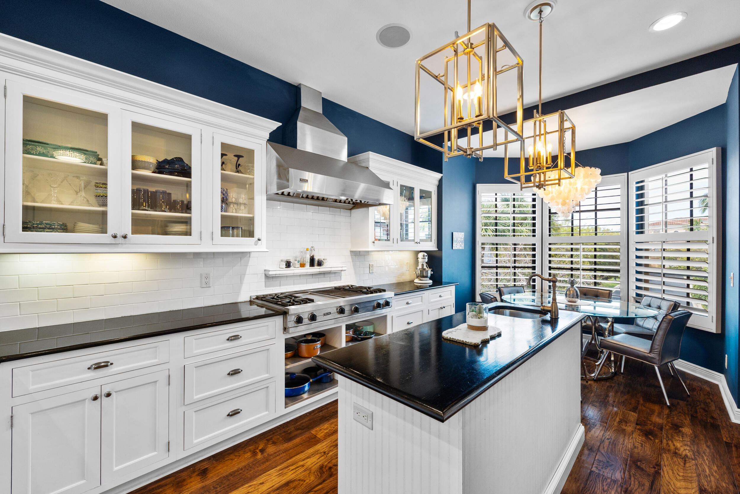 405 Del Sol Circle Tequesta, FL 33469 - Photo 8 of 53 0s9a3420