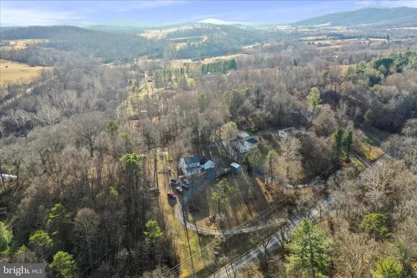 $419,900 | 2986 Ridge Hollow Road, Edinburg, VA 22824