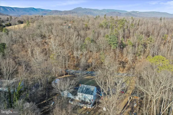 $419,900 | 2986 Ridge Hollow Road, Edinburg, VA 22824