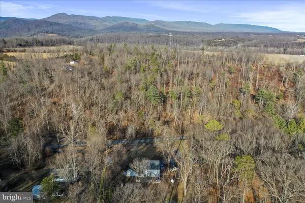 $429,990 | 2986 Ridge Hollow Road, Edinburg, VA 22824