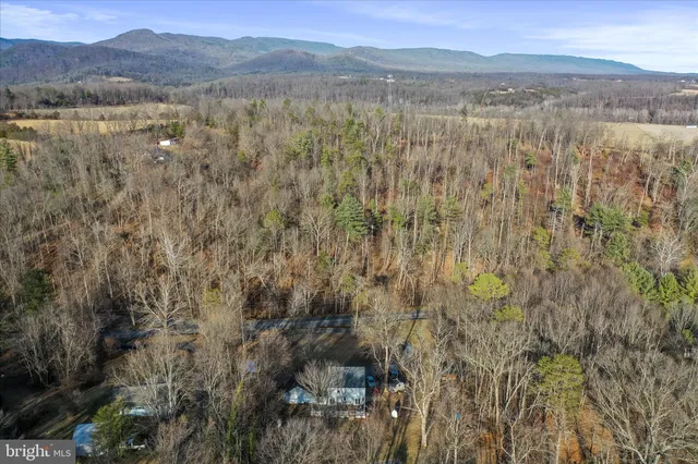 $435,000 | 2986 Ridge Hollow Road, Edinburg, VA 22824