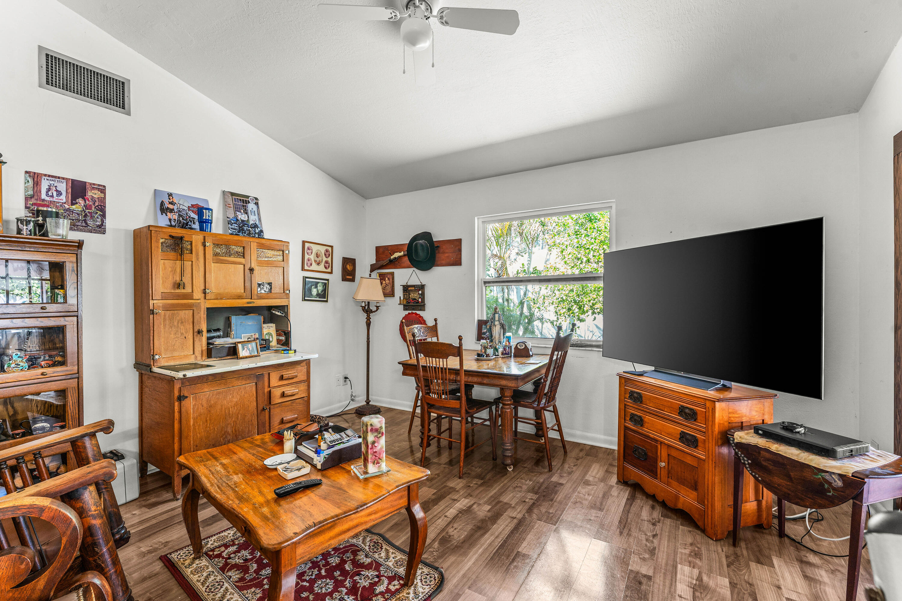 4153 Russell Street Jupiter, FL 33469 - Photo 16 of 56 012-4153RussellStreet-Jupiter-FL-33469-F