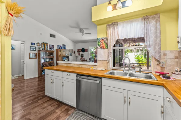 $735,000 | 4153 Russell Street, Jupiter, FL 33469