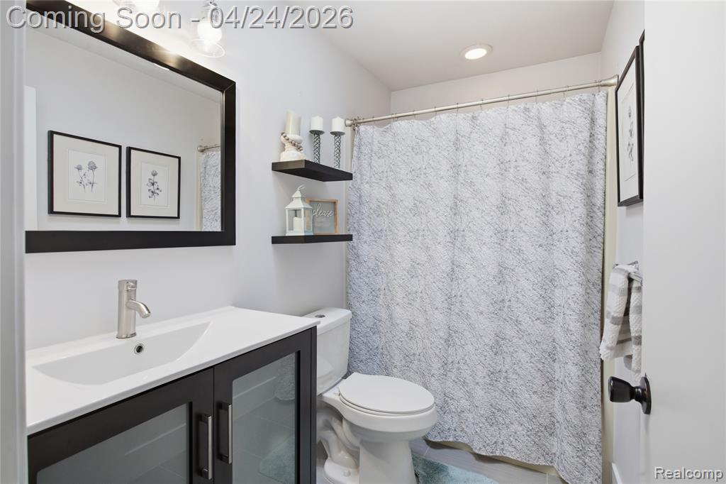6710 Ridgeview Drive Clarkston, MI 48346 - Photo 31 of 59 Gallery Image 31