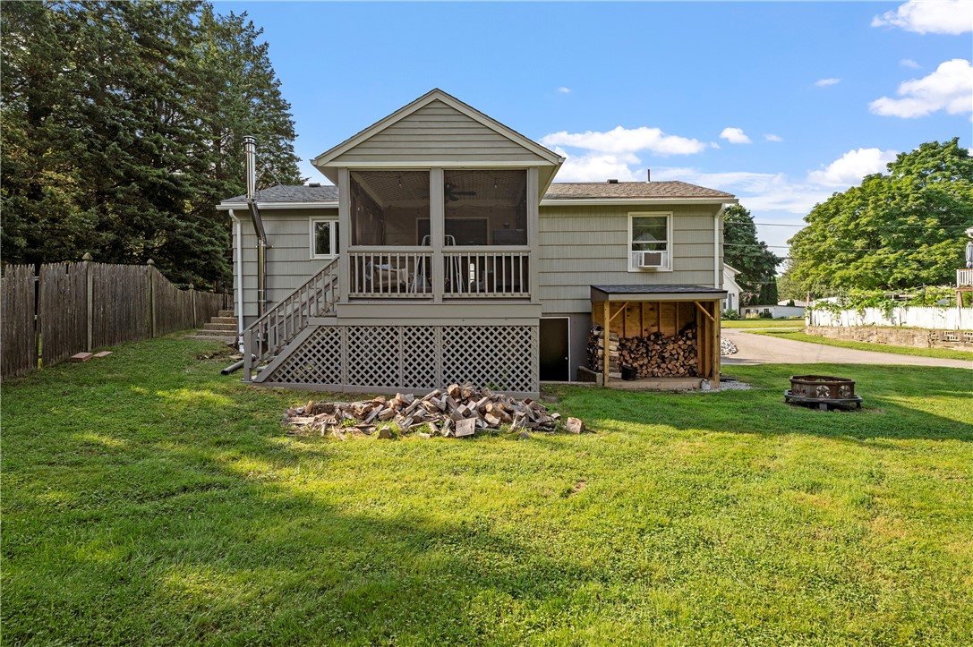 9 Poplar Street Woonsocket, RI 02895 - Photo 7 of 28 Gallery Image 7