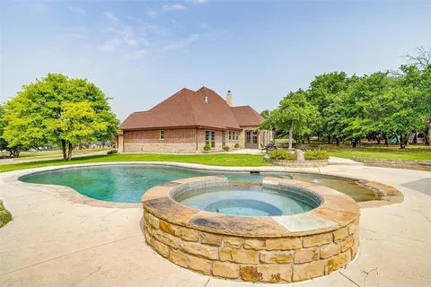 $1,100,000 | 115 Lantana Court, Poolville, TX 76487