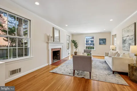 $1,800,000 | 5225 Westpath Way, Bethesda, MD 20816