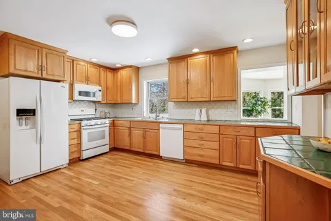 $1,800,000 | 5225 Westpath Way, Bethesda, MD 20816