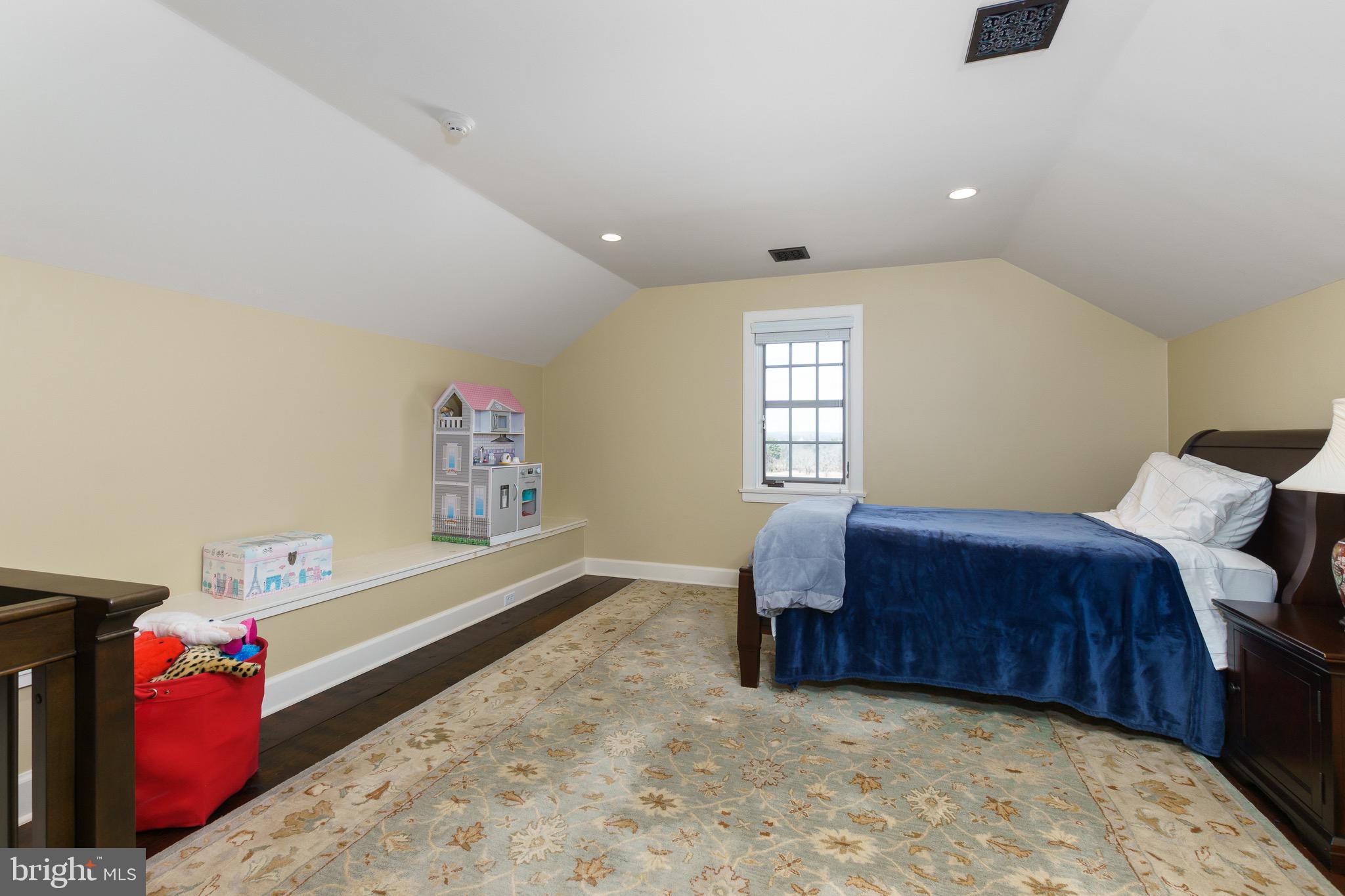 1459 Great Road Princeton, NJ 08540 - Photo 32 of 113 Third floor bedroom 5