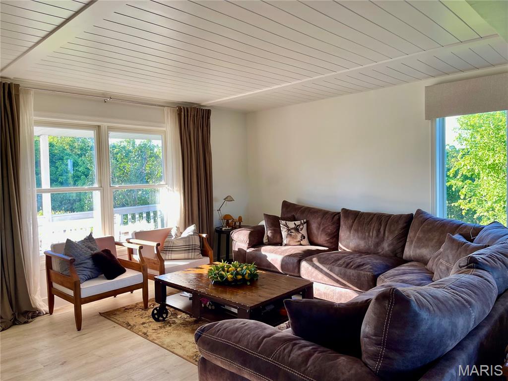 48451 Club Road Milan, MO 63556 - Photo 2 of 27