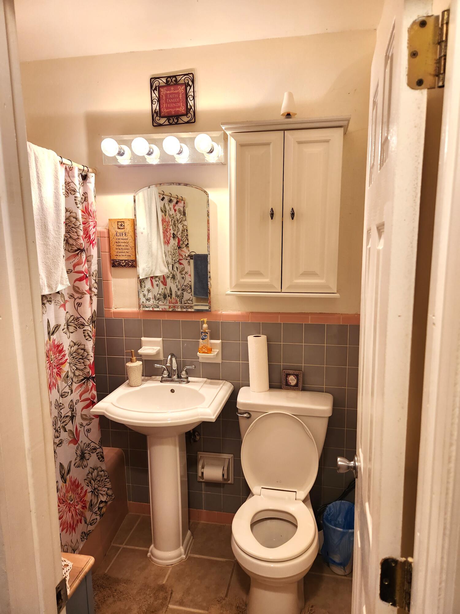 324 Shady Lane Road Palm Springs, FL 33461 - Photo 19 of 44 20221009_155902