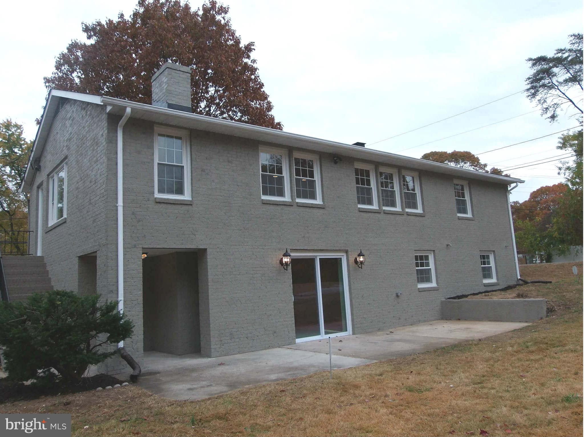 135 Magothy Beach Road Pasadena, MD 21122 - Photo 2 of 30 Exterior (General)