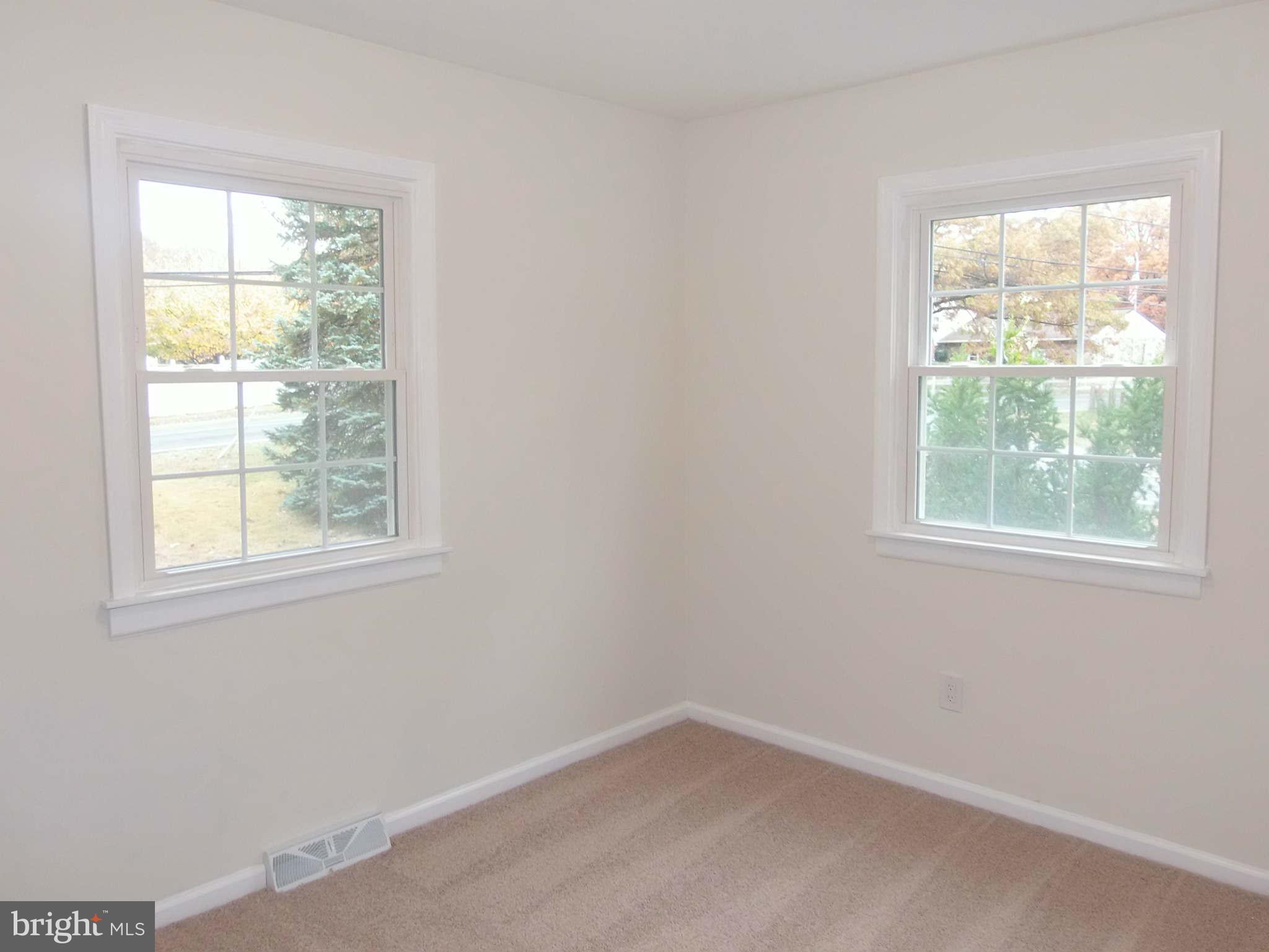 135 Magothy Beach Road Pasadena, MD 21122 - Photo 11 of 30 Bedroom