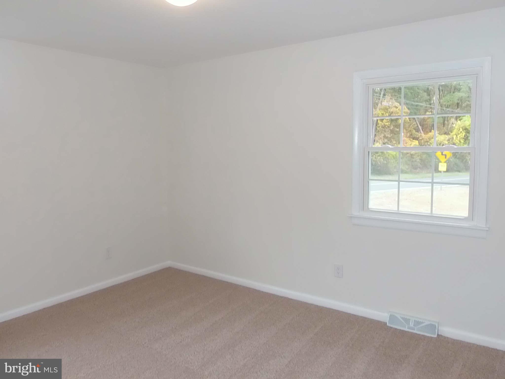 135 Magothy Beach Road Pasadena, MD 21122 - Photo 15 of 30 Bedroom (Master)