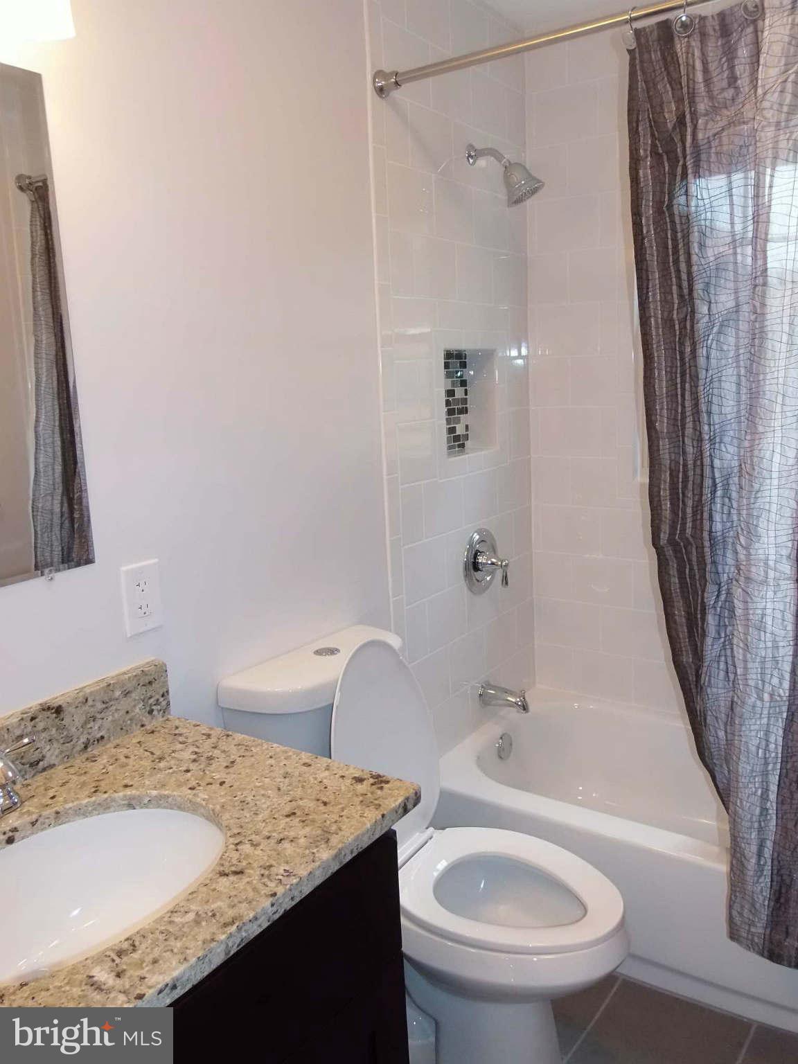 135 Magothy Beach Road Pasadena, MD 21122 - Photo 19 of 30 Bath (Master)
