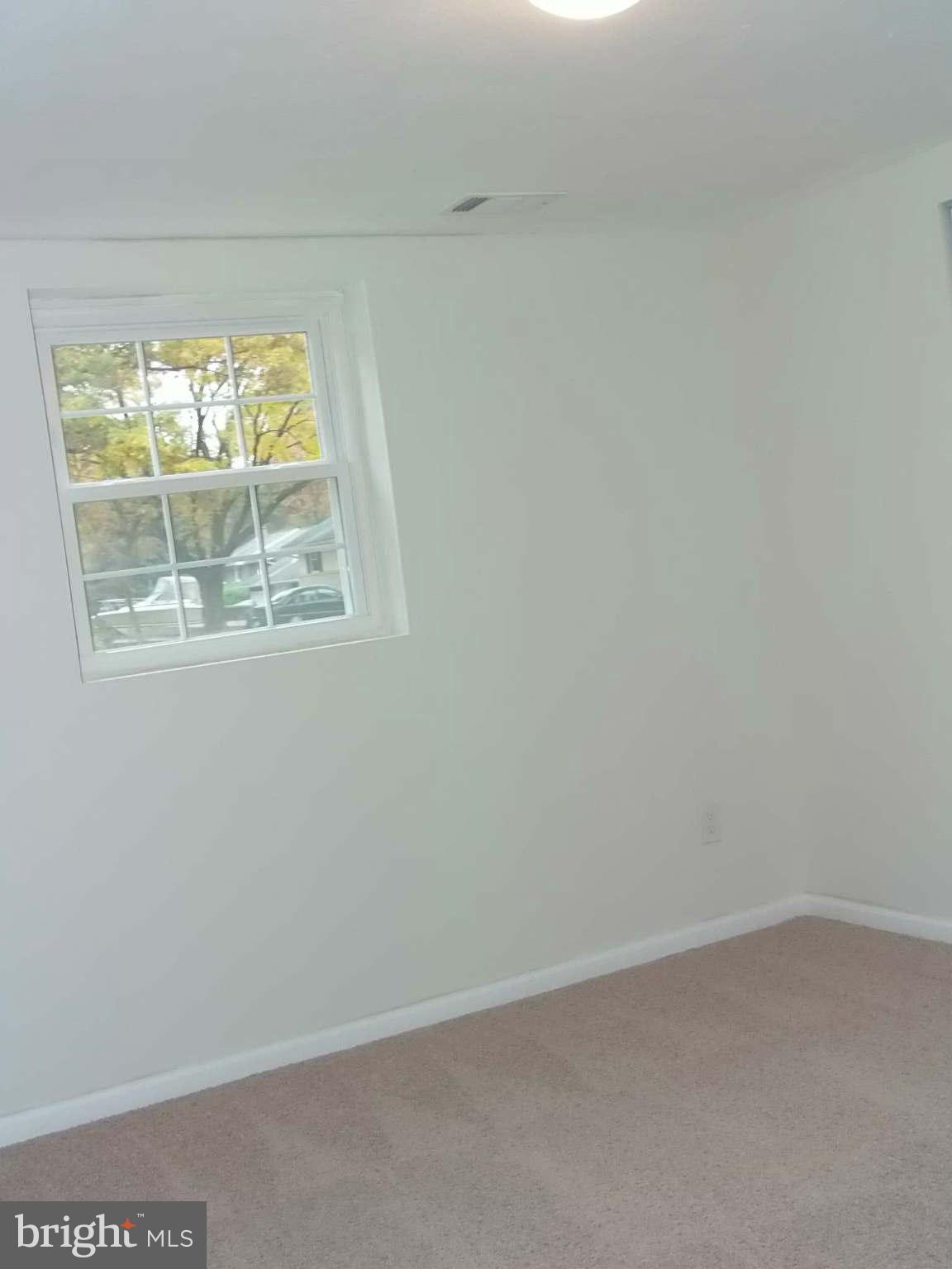 135 Magothy Beach Road Pasadena, MD 21122 - Photo 21 of 30 Bedroom